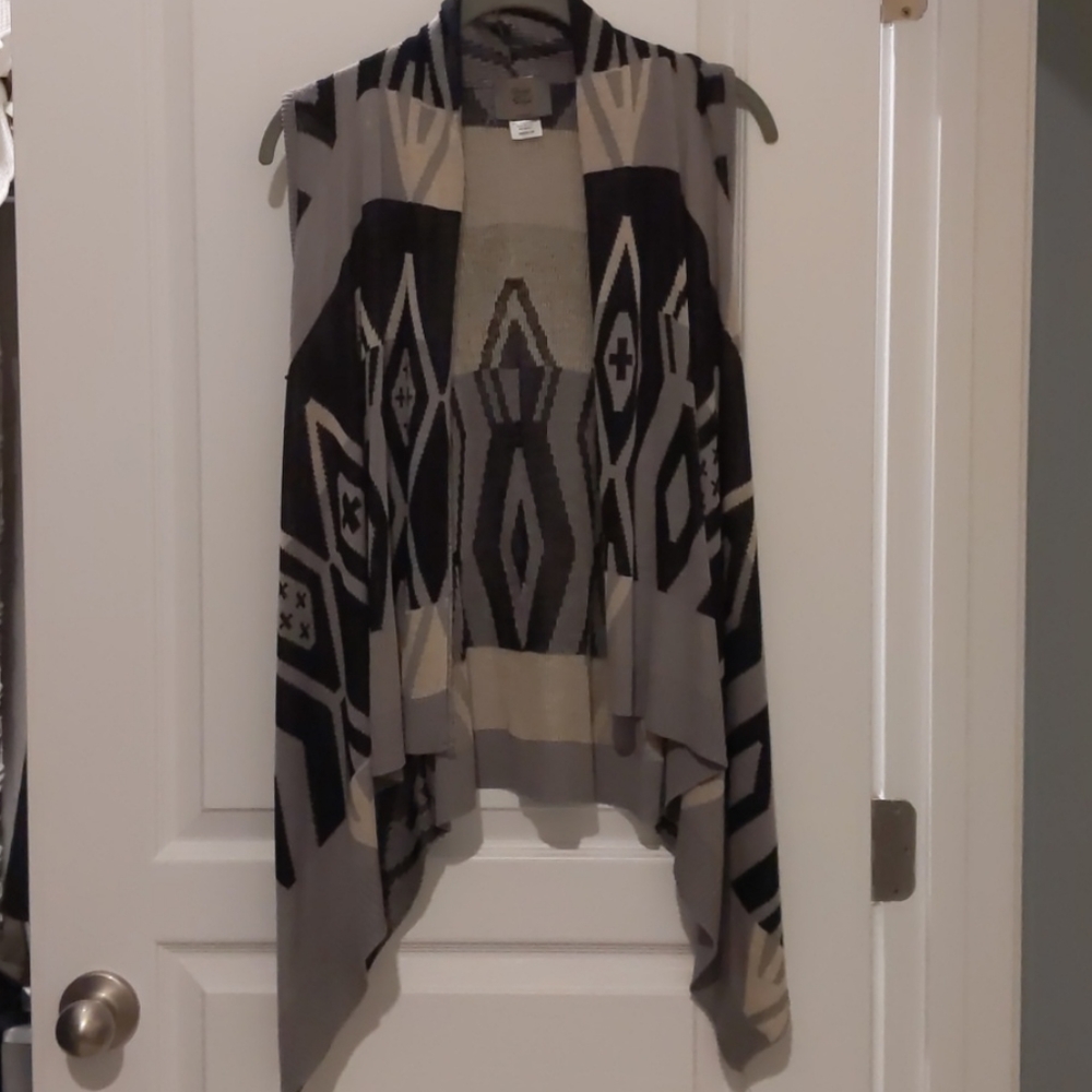 Tribal Patterned Sleeveless Cardigan